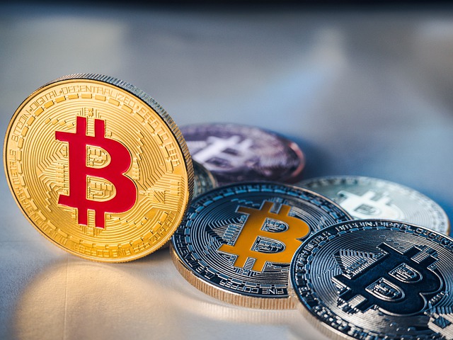 bitcoinové mince